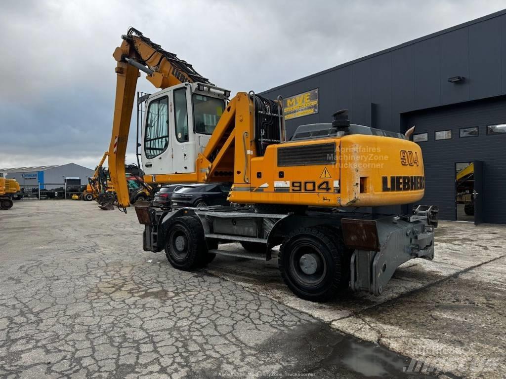 Liebherr A 904 C Bagri na kolesih