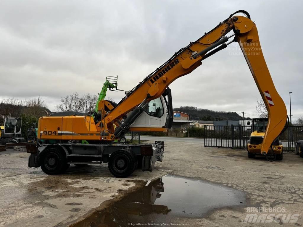 Liebherr A 904 C Bagri na kolesih