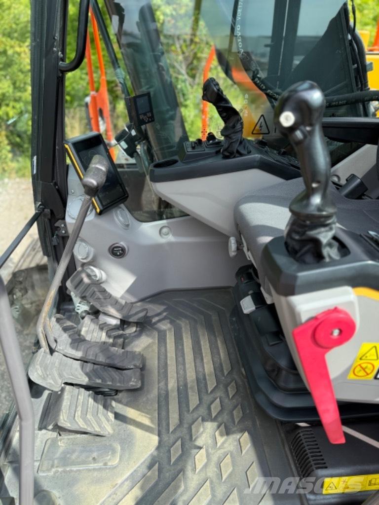 Volvo EC 220 EL Bagri goseničarji