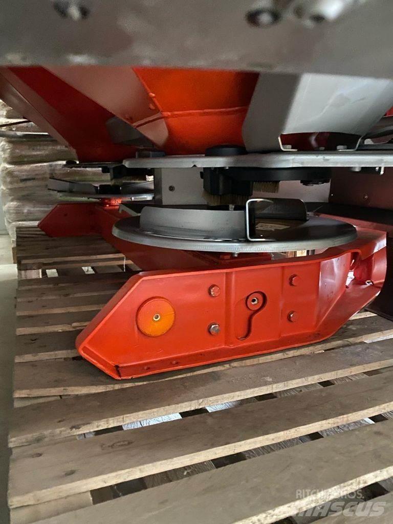 Kuhn Axis 40.1 W Trosilniki mineralnega gnojila