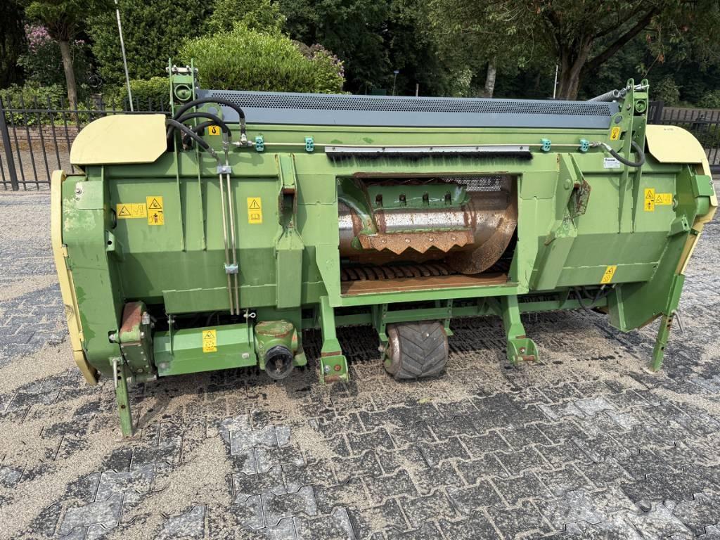 Krone E-FL 3001 Stroji za krmo na lastni pogon
