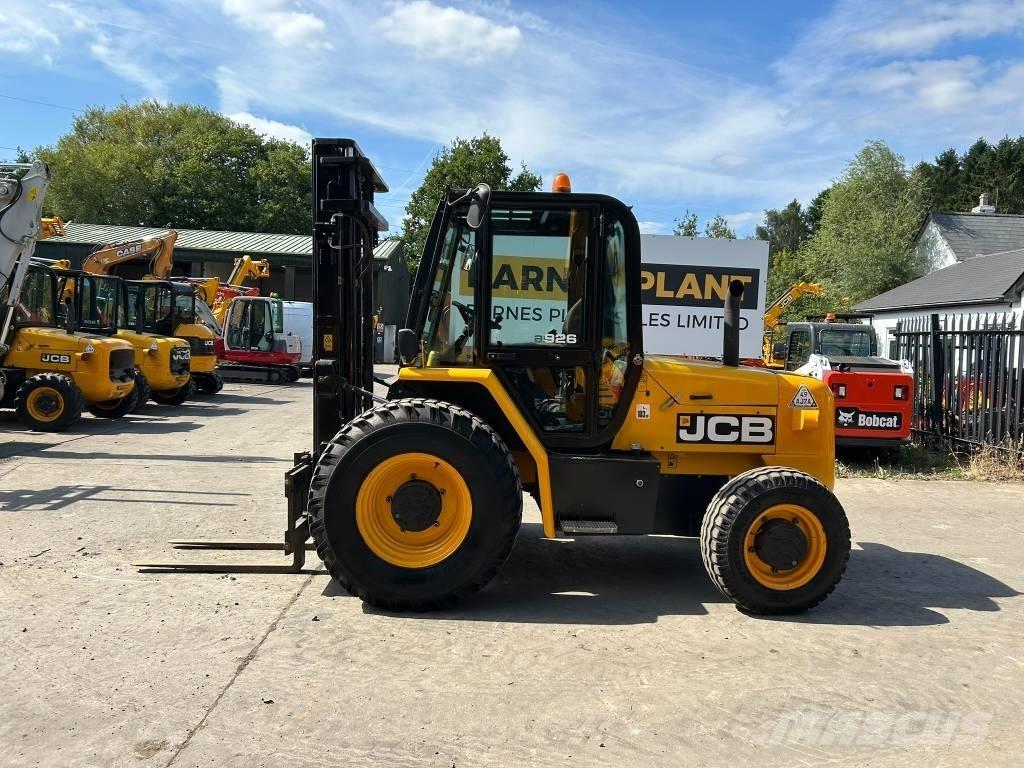 JCB 926 Terenski viličar