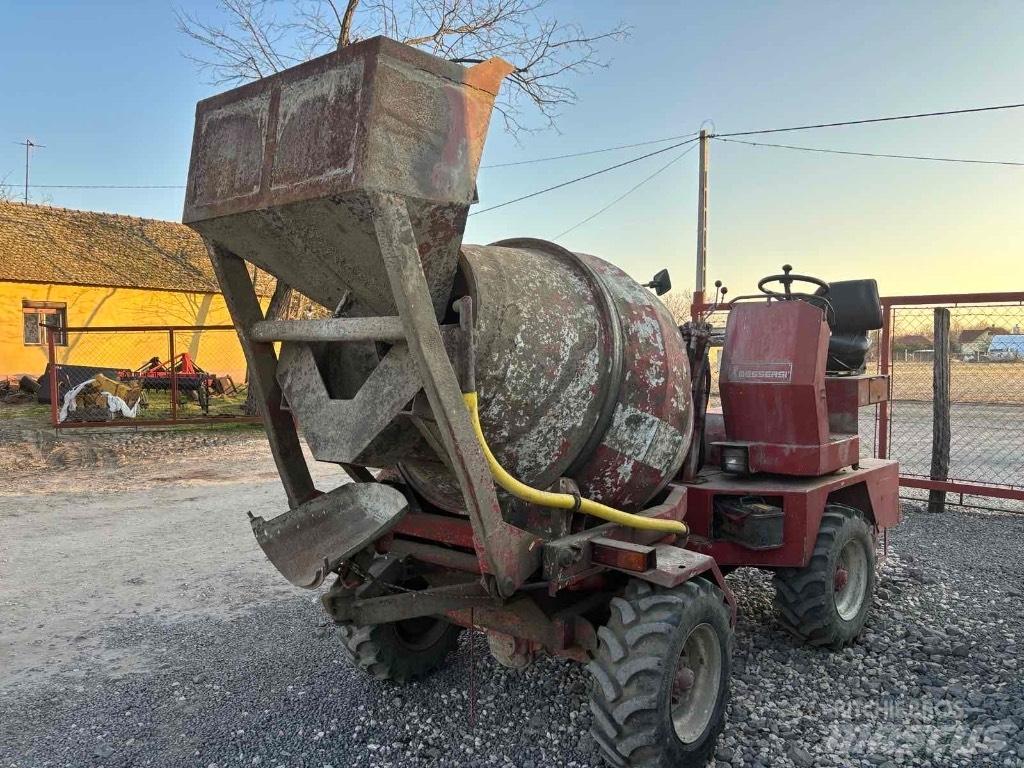 Messersi DBA H 1000B Mešalec betona / malte