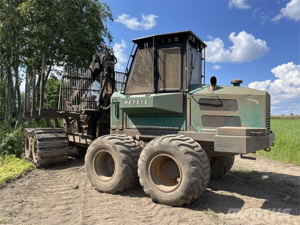 Metsis 608F Forwarderji