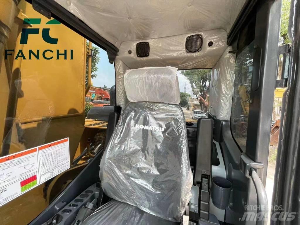 Komatsu PC 200-6 Midi bagri 7t – 12t