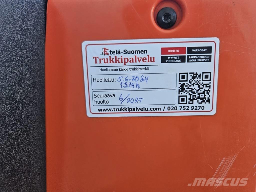 Toyota LWE 200 (myyty) Električni nizko dvižni viličar s stojiščem