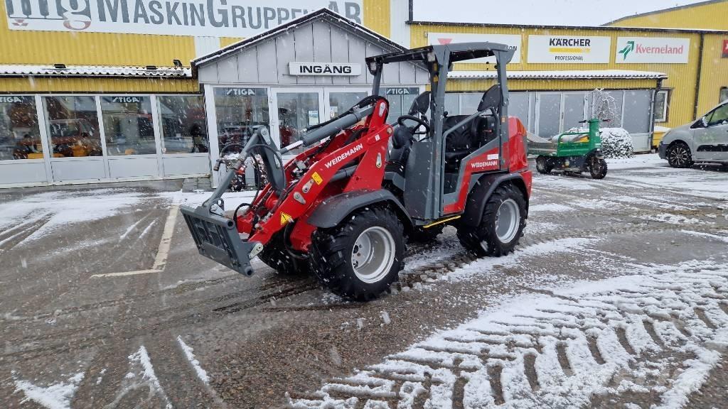Weidemann 1260 LP Večnamenski nakladalci
