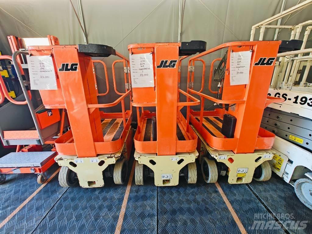 JLG 1230 Vertikalna dvigala