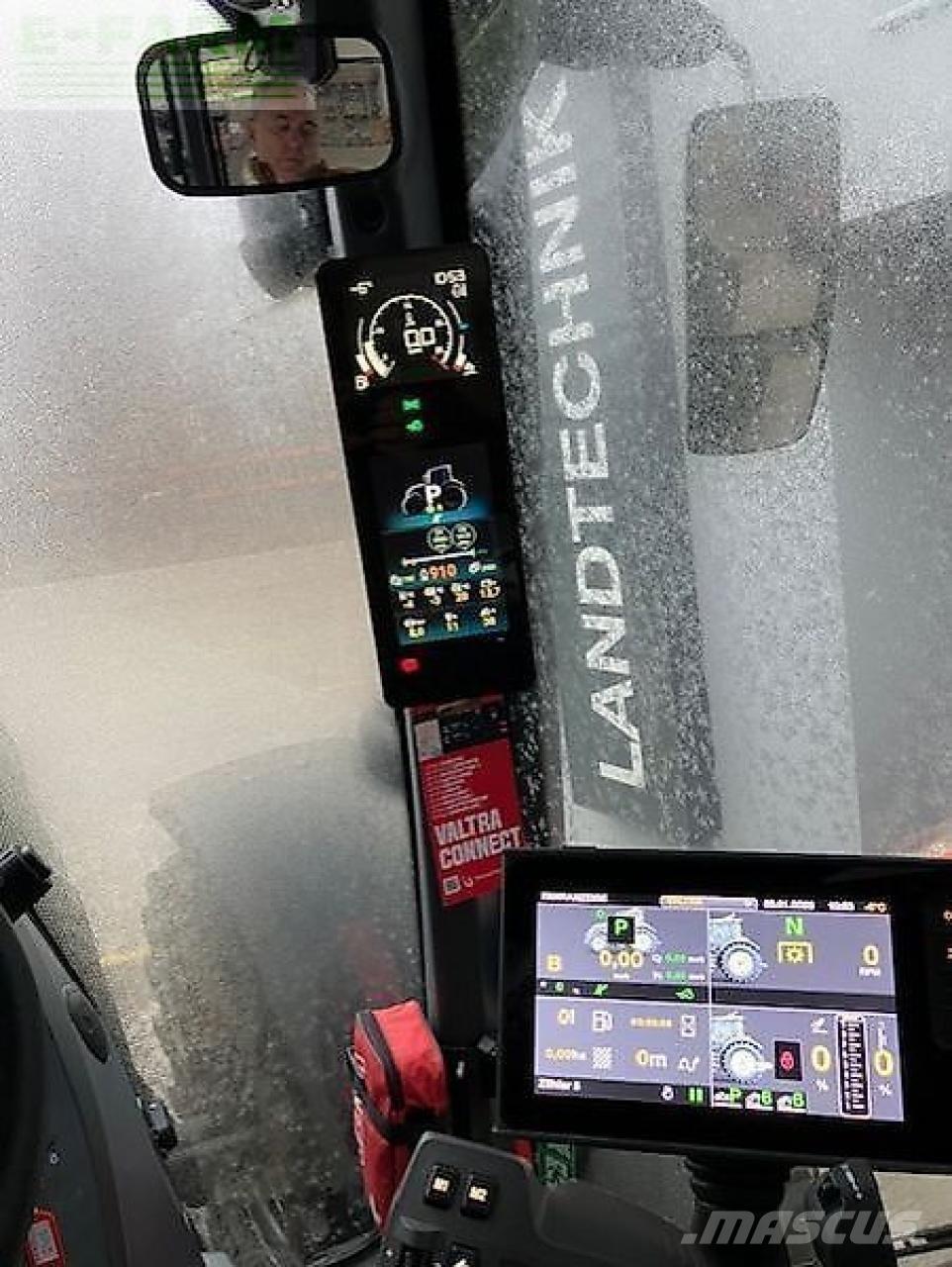 Valtra q305 Traktorji