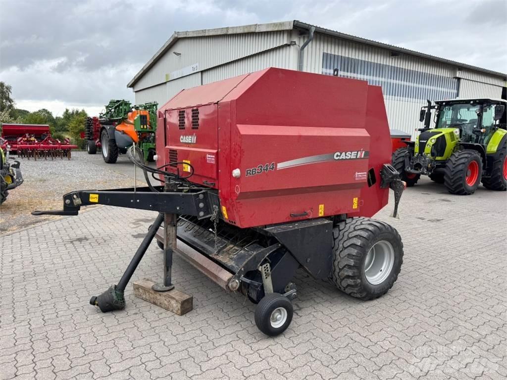 Case IH RB 344 Balirke (okrogle bale)