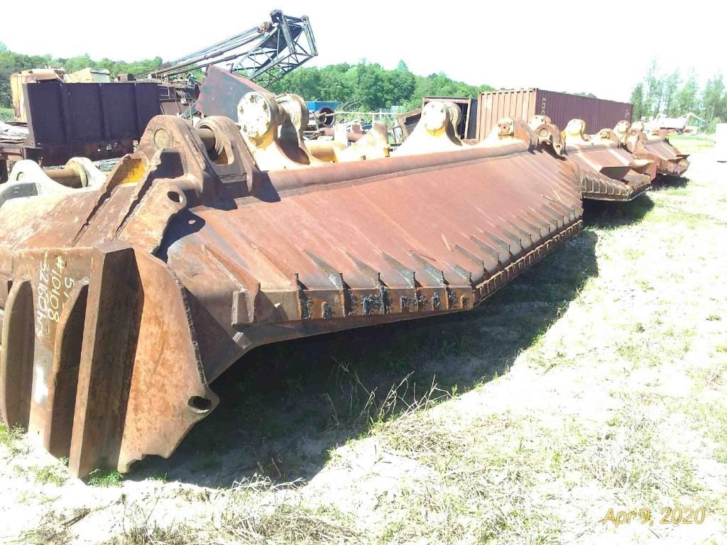 Komatsu D 575 A-3 Buldožerji goseničarji
