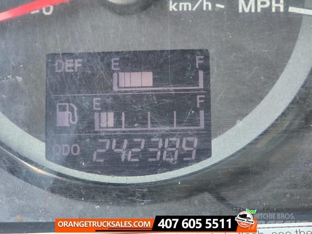 Hino 268 A Tovornjaki zabojniki