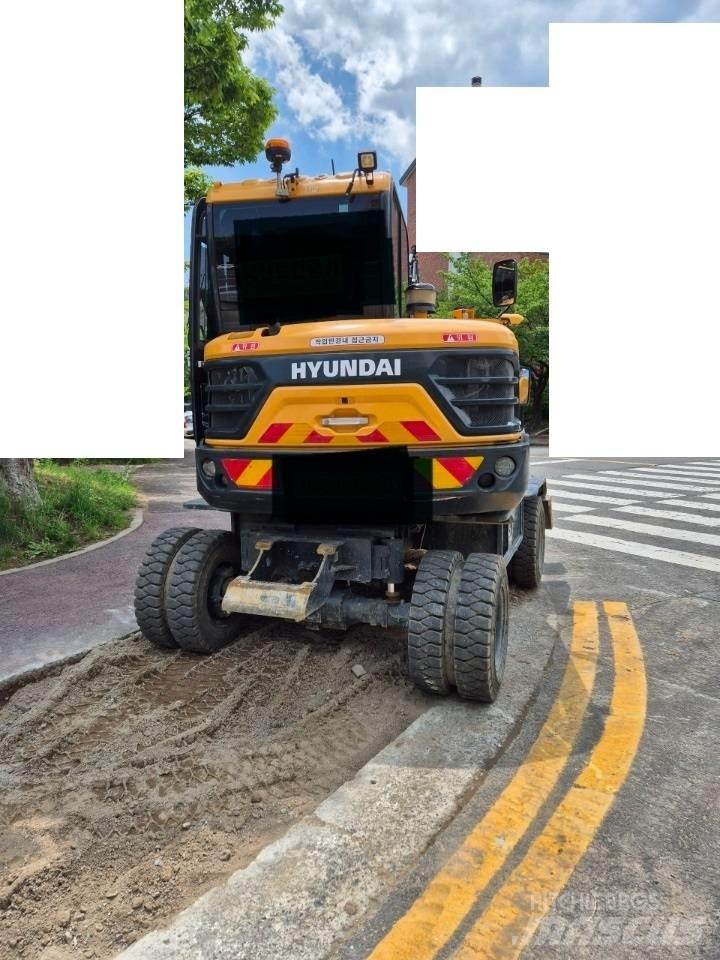 Hyundai 65A Bagri na kolesih