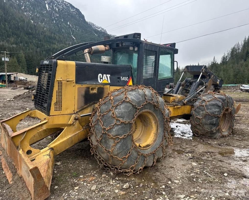 CAT 545 C Skiderji