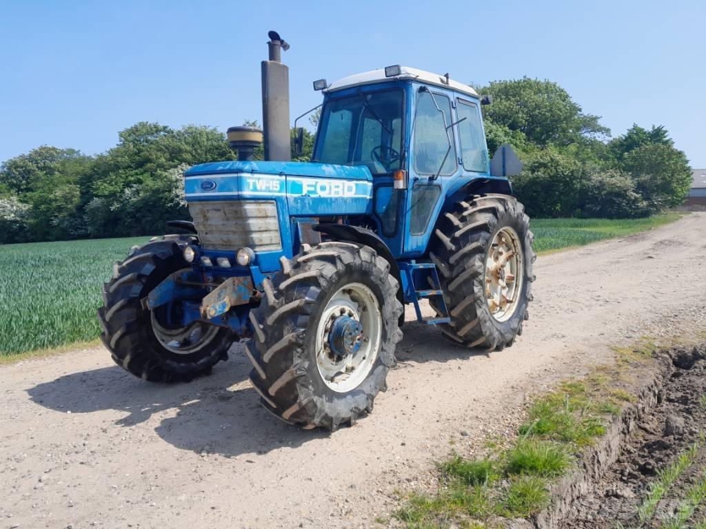 Ford TW 15 Traktorji