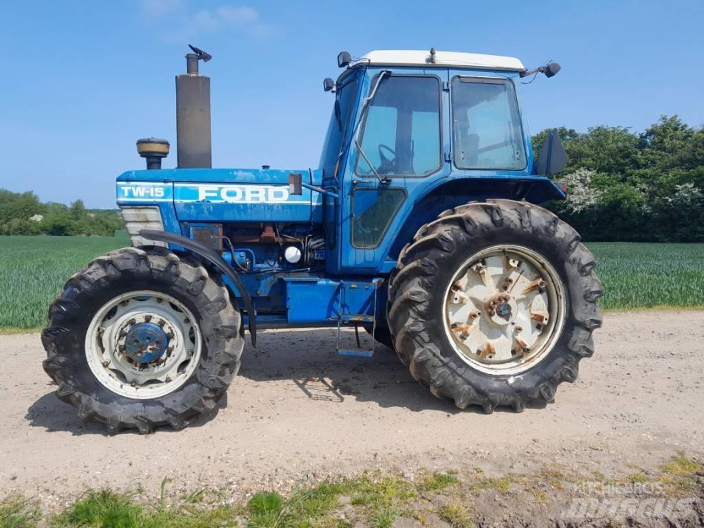 Ford TW 15 Traktorji