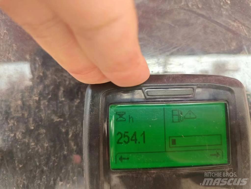 JLG 660 SJ Teleskopske dvižne ploščadi