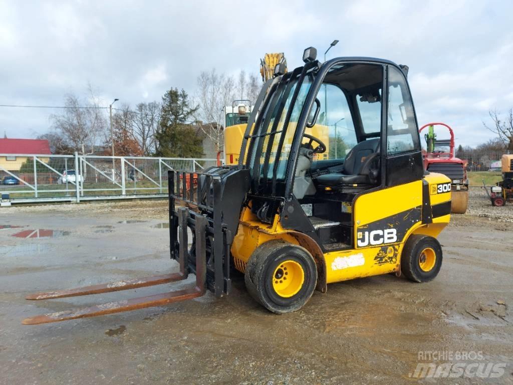 JCB TLT 30 D Teleskopski viličarji