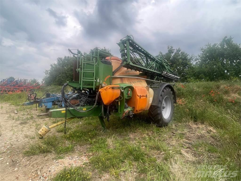 Amazone UX 4200 Vlečne škropilnice