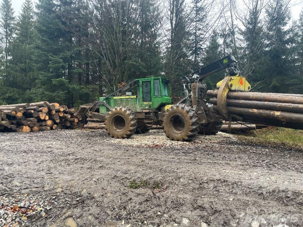 John Deere 748 H II Gozdarski traktorji