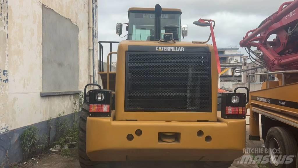 CAT 966 H Kolesni nakladalci