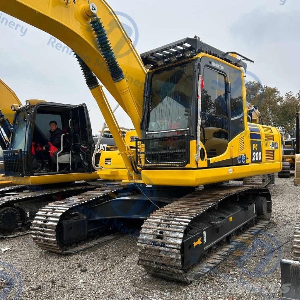 Komatsu PC200-8 Bagri goseničarji