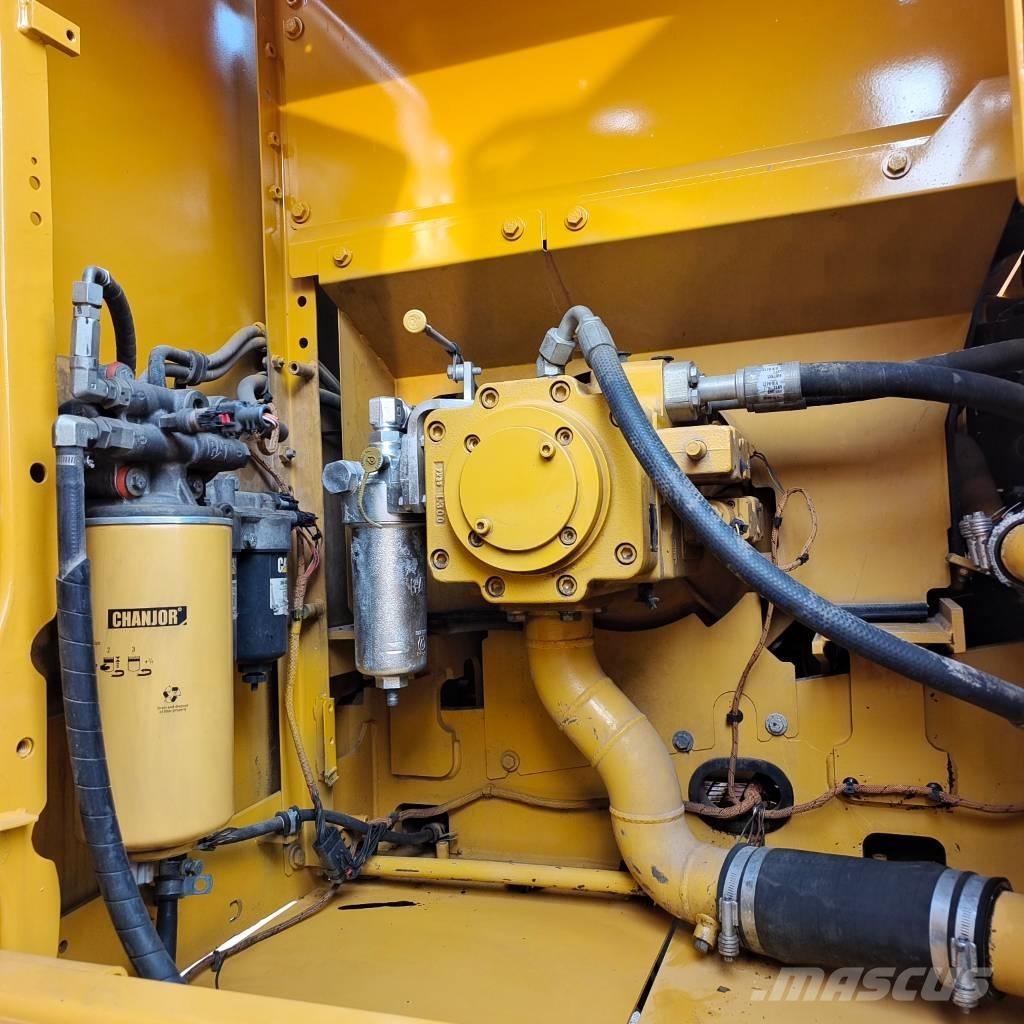 CAT 320 GC Bagri goseničarji