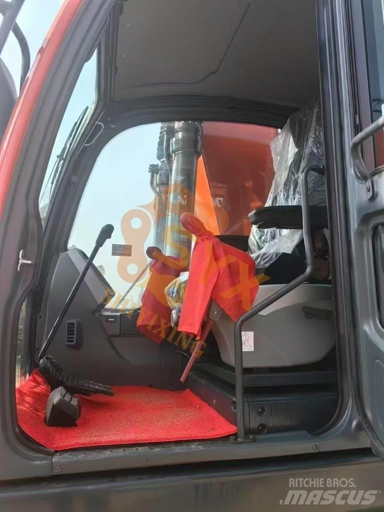 Doosan DX 225 LC Bagri goseničarji