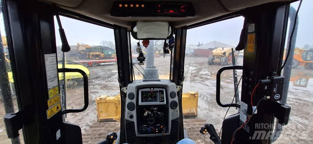 CAT D 6 N Buldožerji goseničarji
