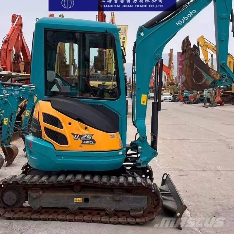 Kubota U 25 Mini bagri <7t