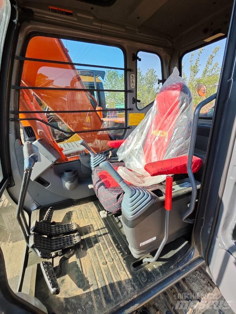 Hitachi ZX 120 Bagri goseničarji