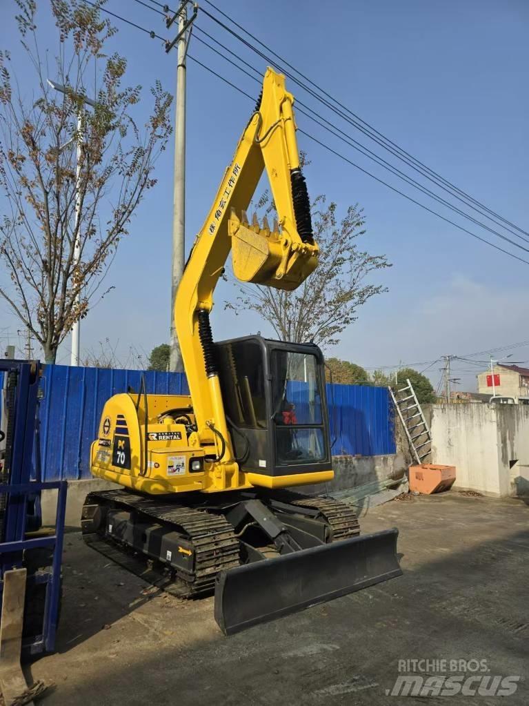 Komatsu PC 70 Mini bagri <7t