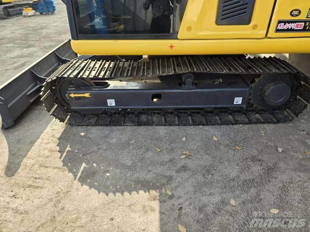 Komatsu PC 70 Mini bagri <7t