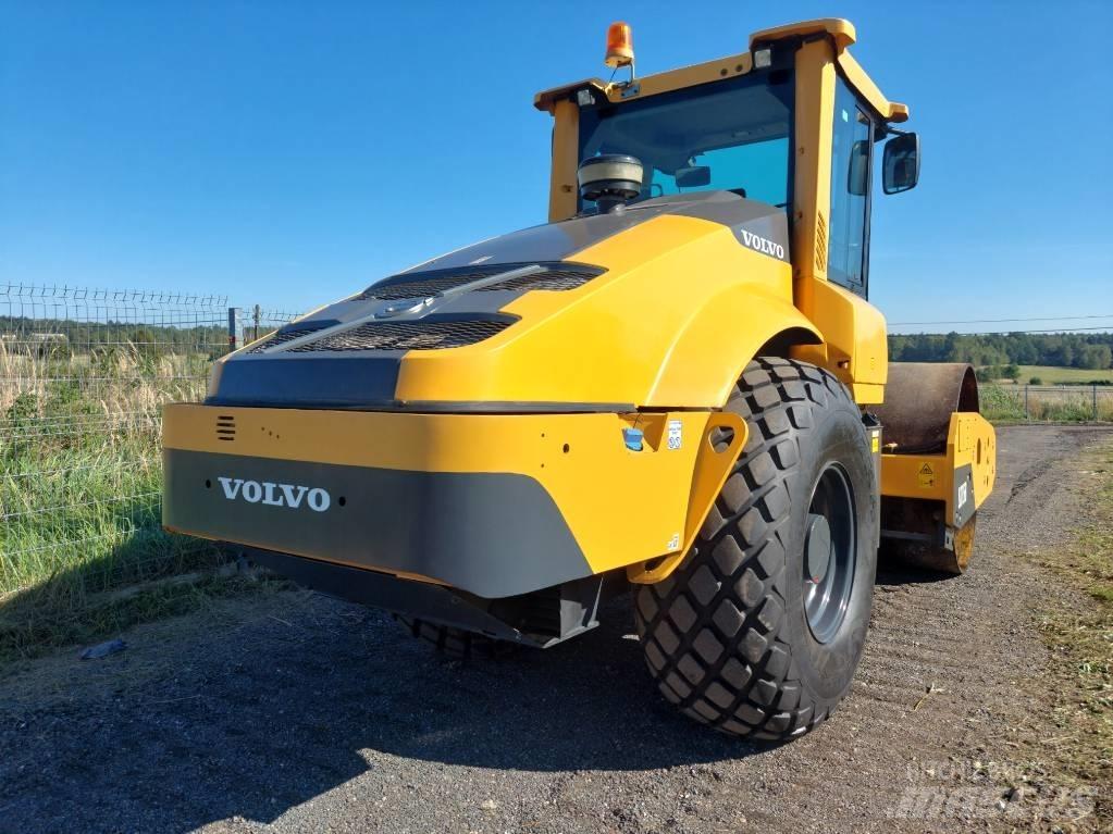 Volvo SD 115 B Enojni valjarji