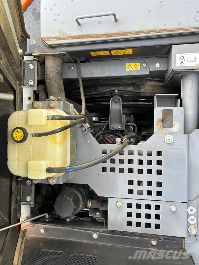 Hitachi ZX 135 US-6 Bagri goseničarji