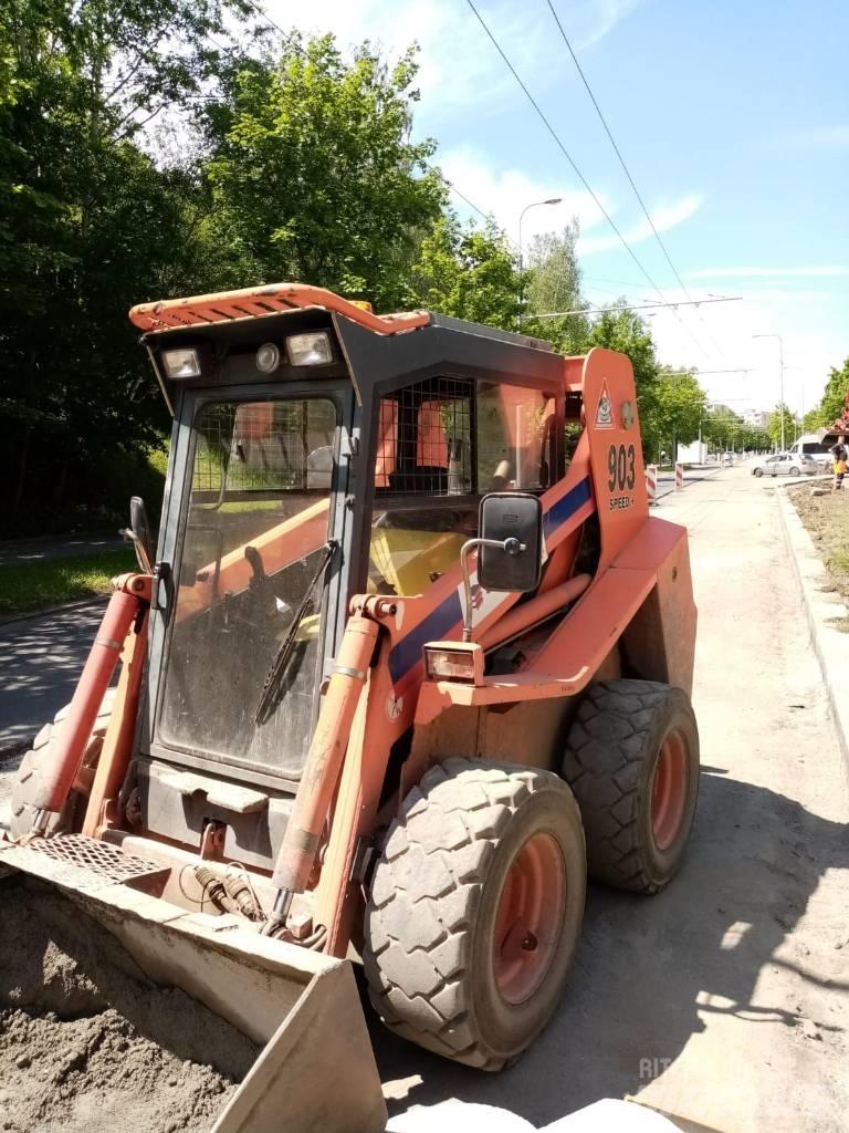 Locust L 903 SPEED Skid steer mini nakladalci
