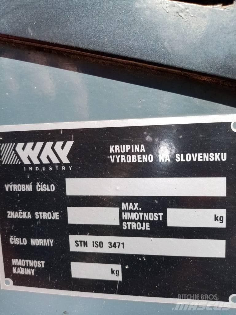 Locust L 903 SPEED Skid steer mini nakladalci