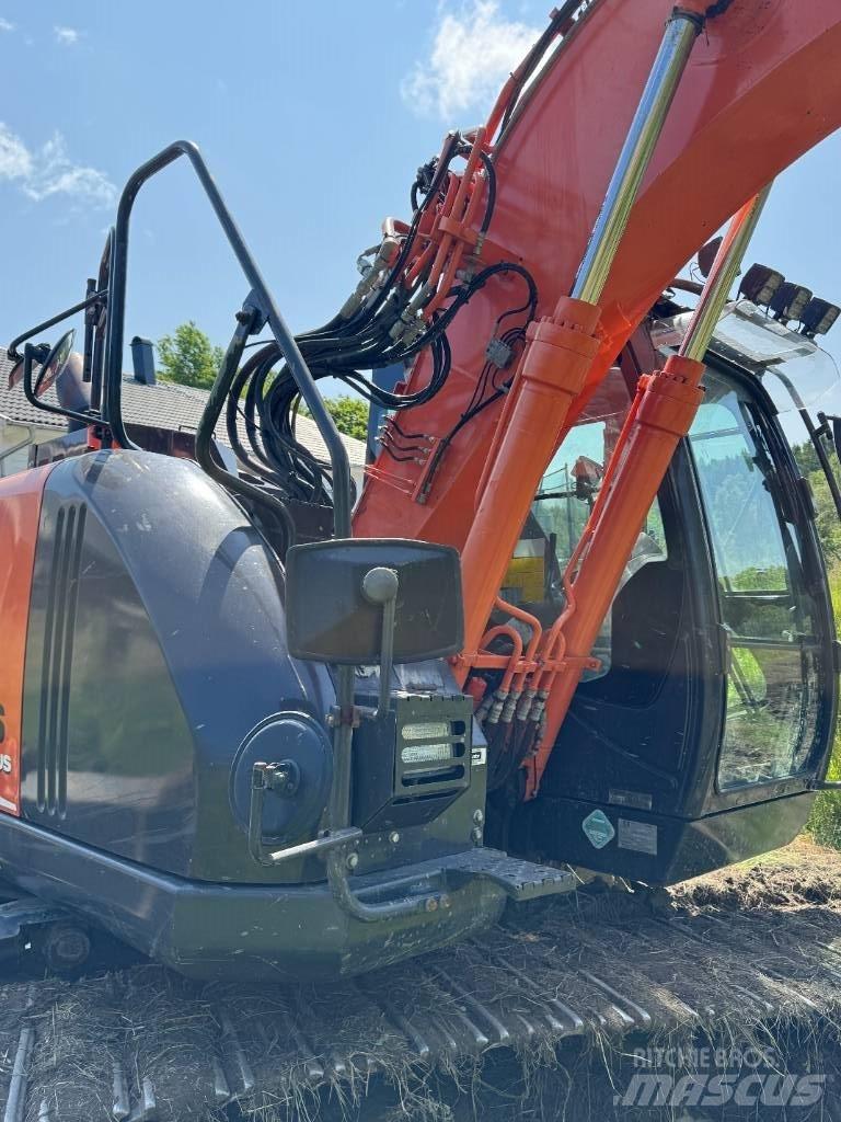 Hitachi ZX135USBL-6 Bagri goseničarji