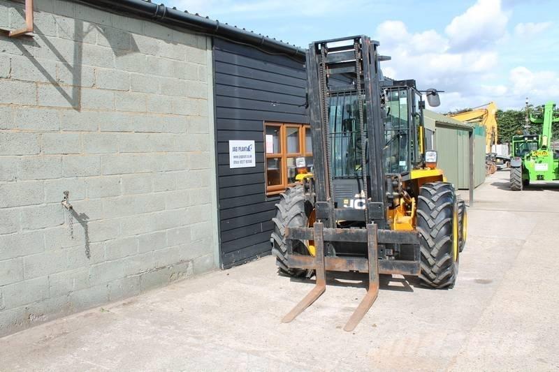 JCB 926 Terenski viličar