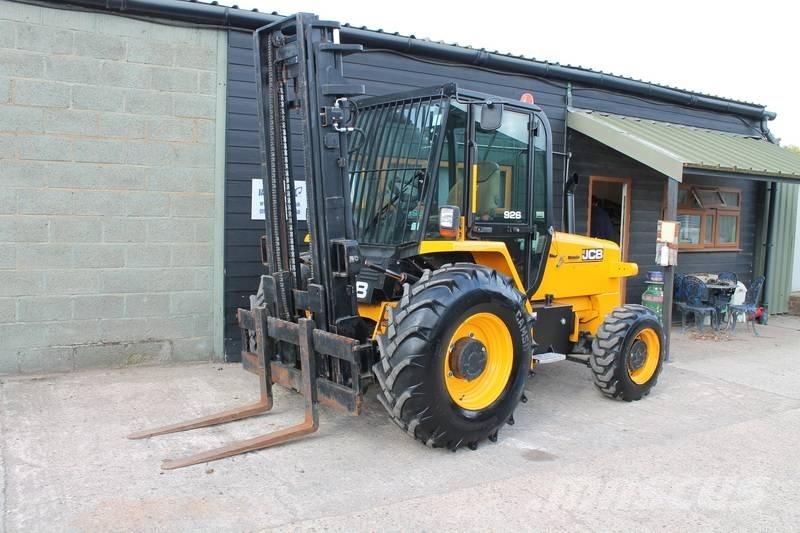 JCB 926 Terenski viličar