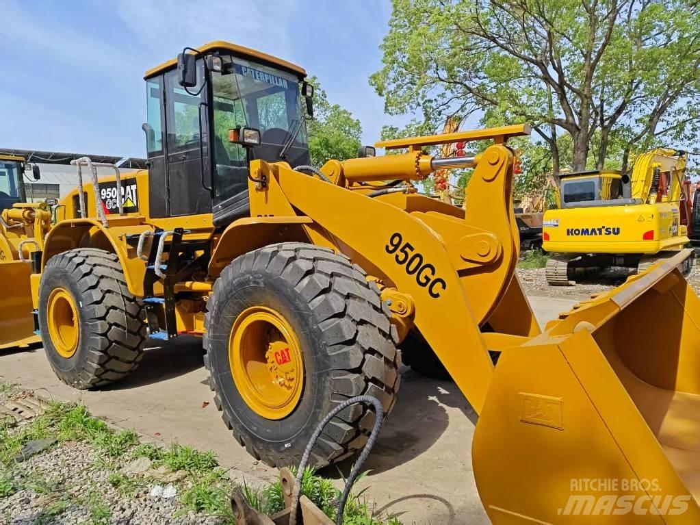 CAT 950 GC Kolesni nakladalci