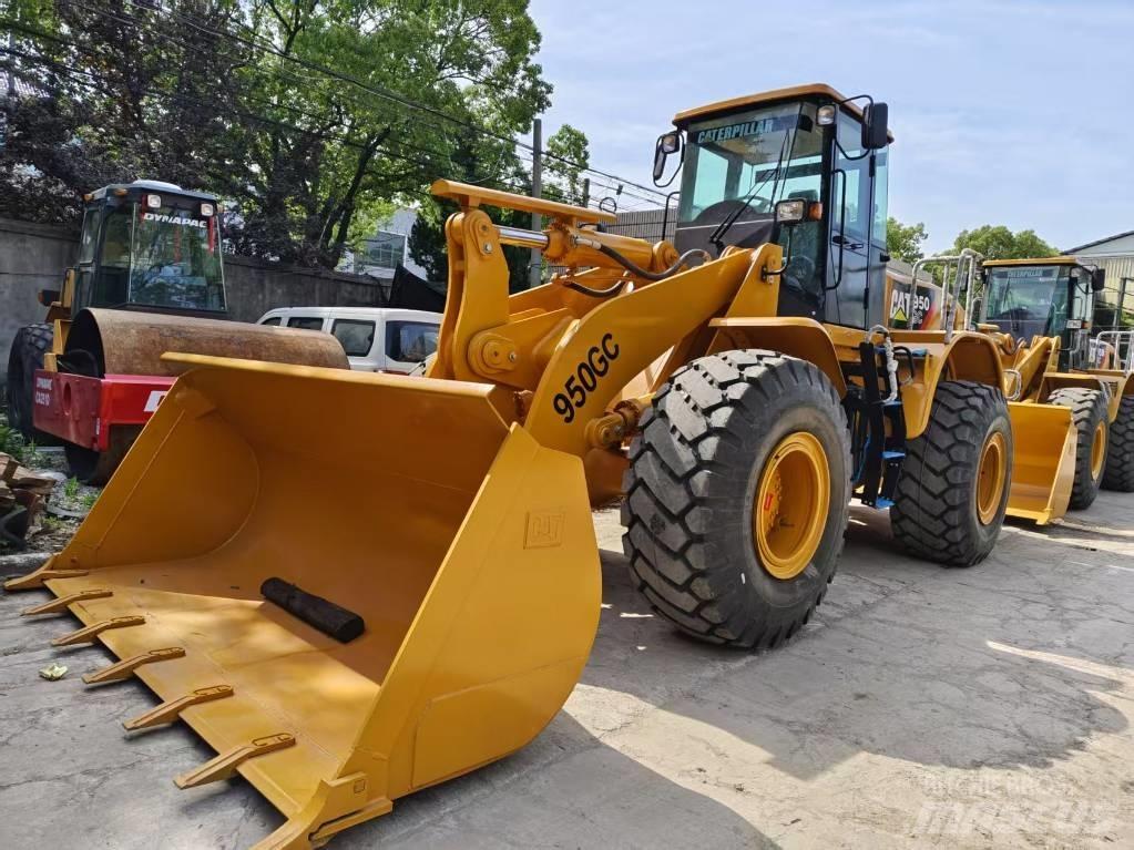 CAT 950 GC Kolesni nakladalci