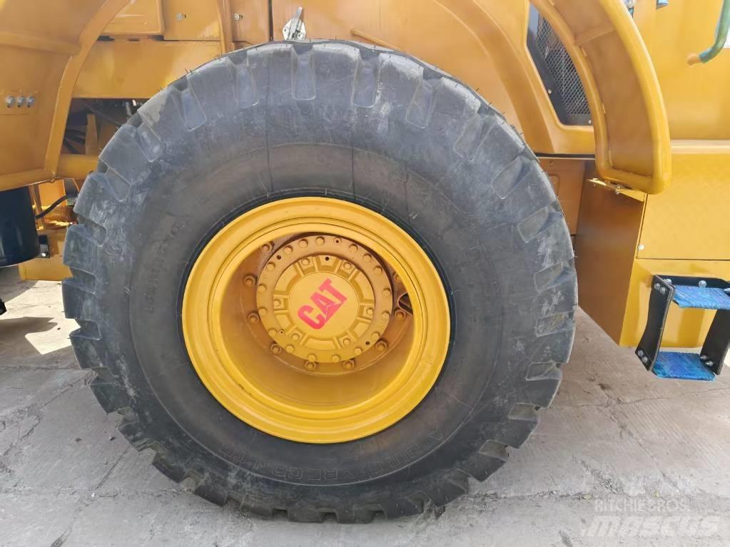 CAT 950 GC Kolesni nakladalci