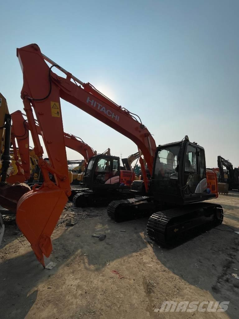Hitachi ZX 130 Bagri goseničarji