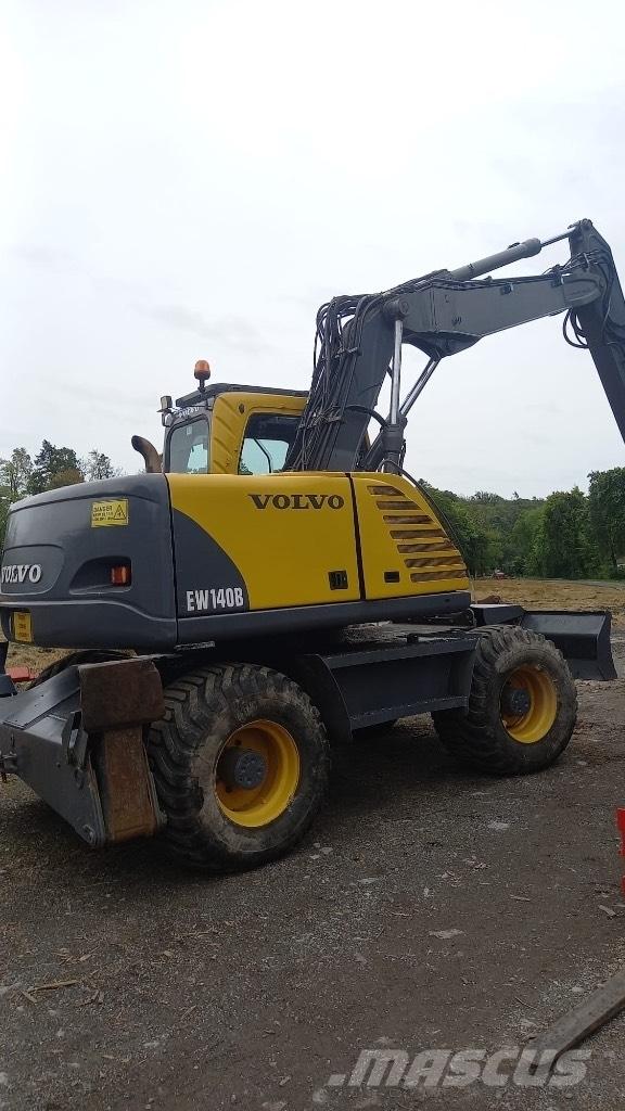 Volvo EW 140 B Bagri na kolesih