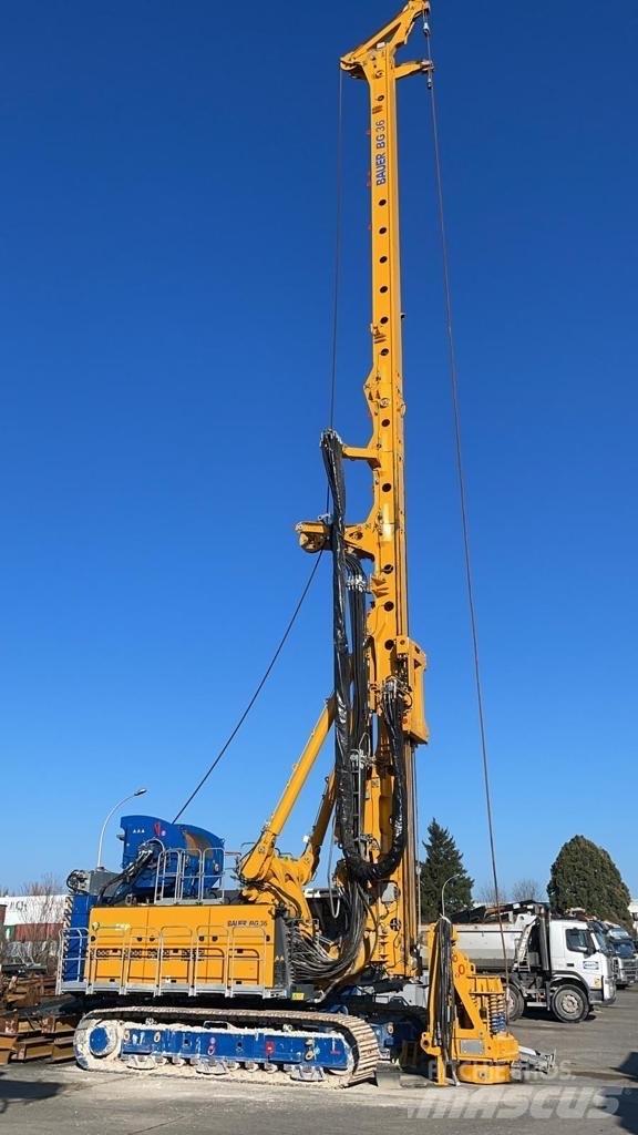 Bauer BG 36 Težki vrtalni stroji