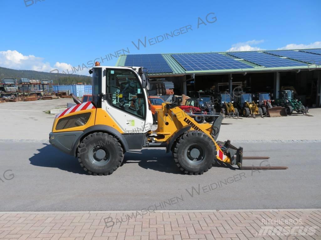Liebherr L506C Kolesni nakladalci