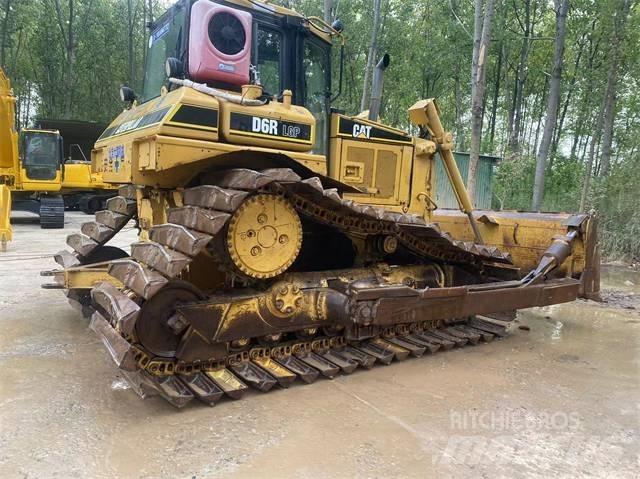 CAT D 6 R Buldožerji goseničarji