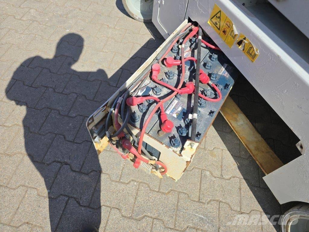 Genie GS 4047 Škarjaste dvižne ploščadi
