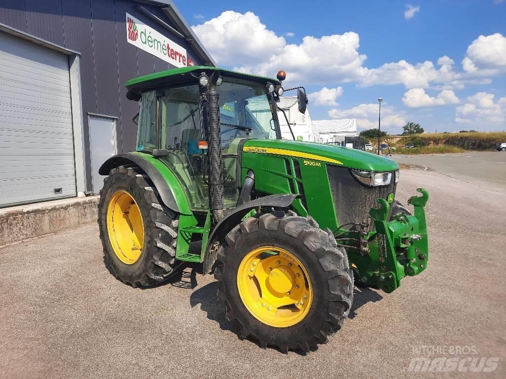 John Deere 5100 M Traktorji